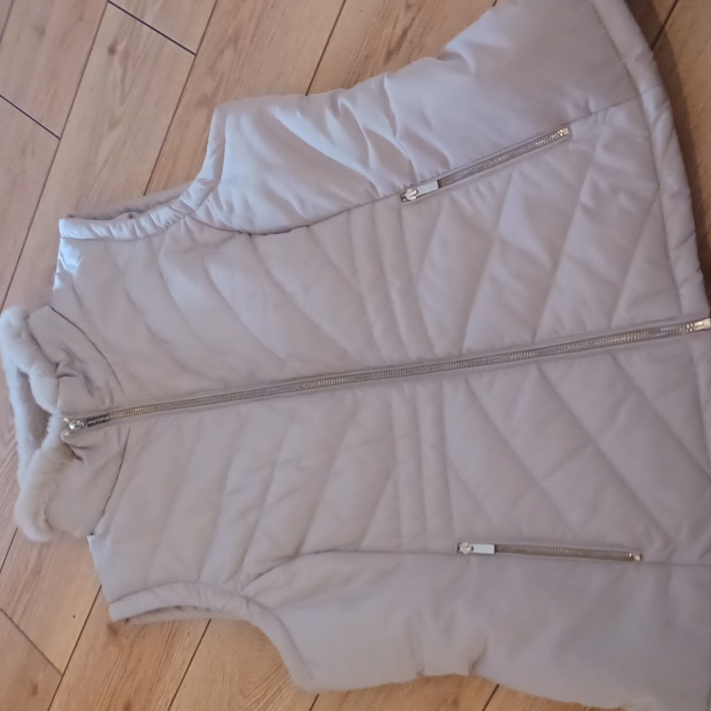 Calvin Klein Tan Faux Fur Vest Quilted MED NWOT Full ZIPPER